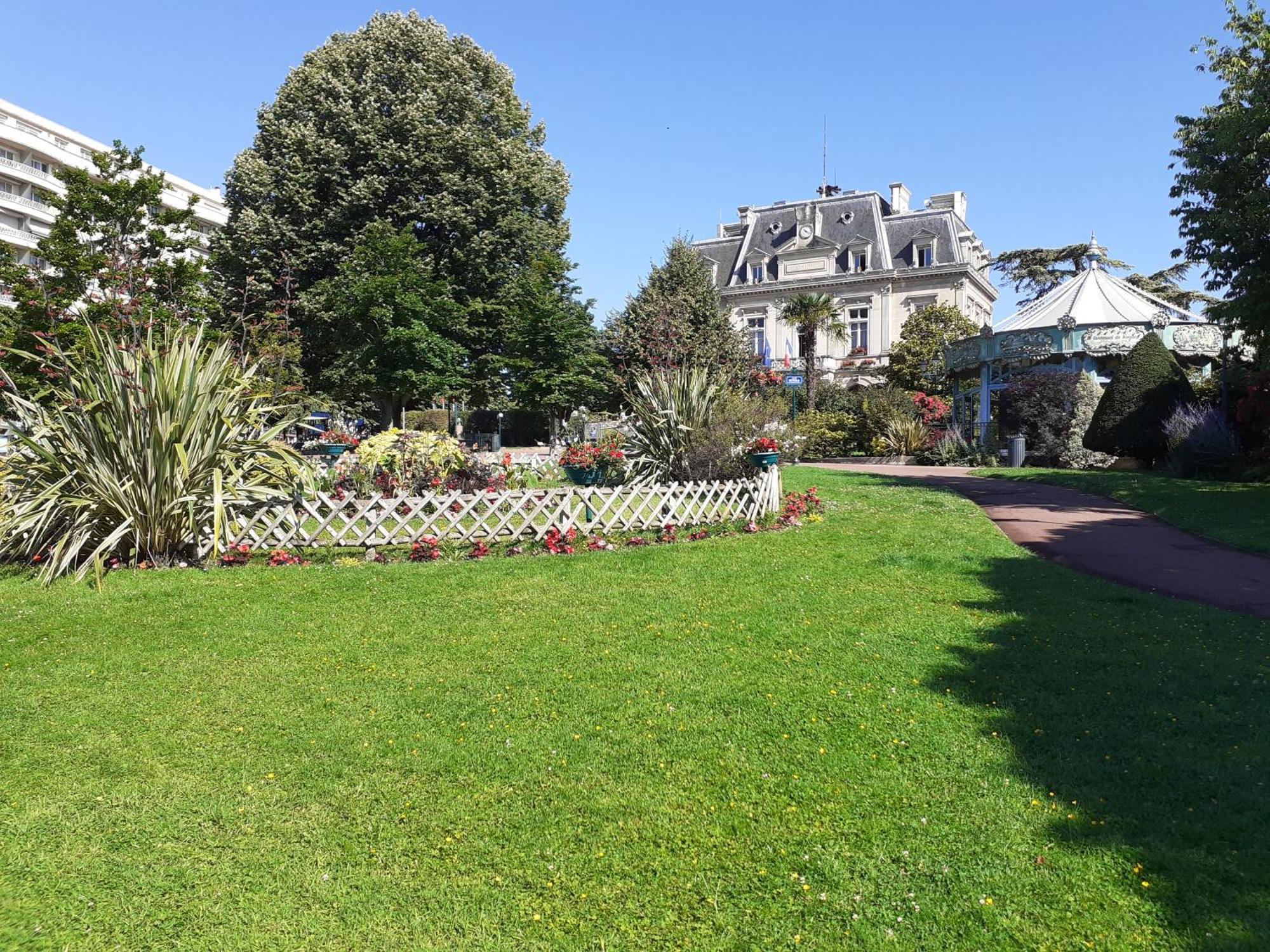 Maison Individuelle Avec Terrasse Nogent Sur Marne Dış mekan fotoğraf